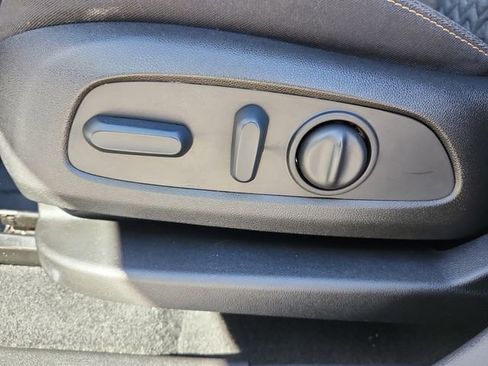 Certified 2024 Chevrolet Equinox LT image 22