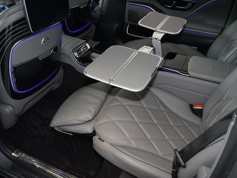 Used 2024 Mercedes-Benz Maybach S 580 4MATIC image 24