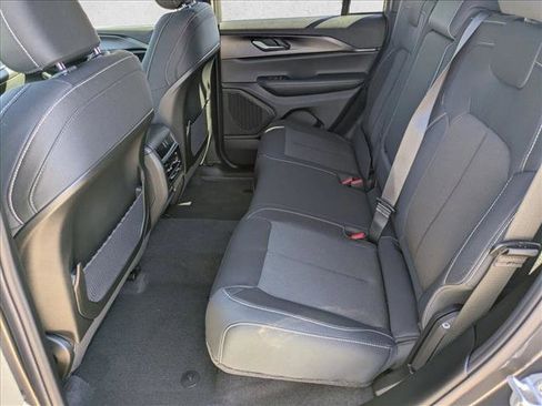 New 2026 Jeep Grand Cherokee Laredo X AWD/4WD image 16