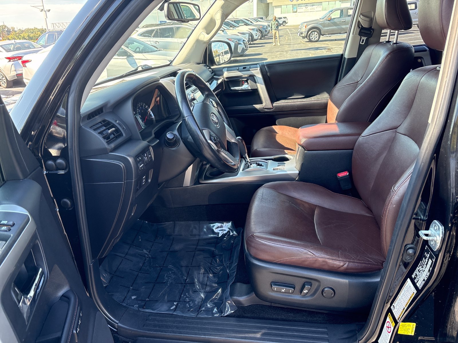 Used 2014 Toyota 4Runner Limited AWD/4WD image 12