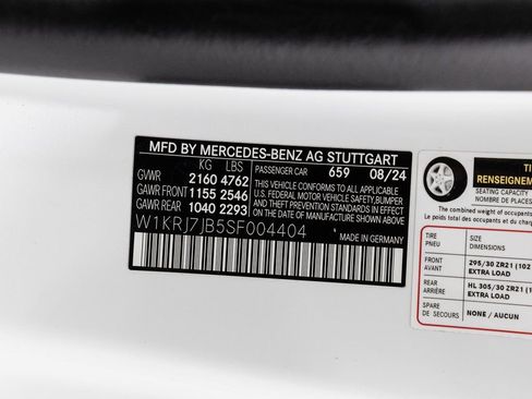 Used 2025 Mercedes-Benz AMG GT 63 image 31