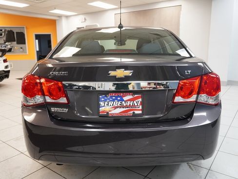 Used 2015 Chevrolet Cruze LT image 12