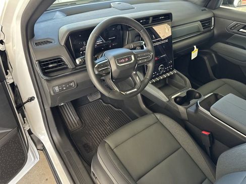 New 2026 GMC Terrain AT4 w/ Convenience Package III AWD/4WD image 12