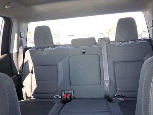 Used 2021 Chevrolet Silverado 1500 LT Trail Boss w/ Bed Protection Package AWD/4WD image 24