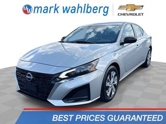 Used 2024 Nissan Altima 2.5 S FWD video 1