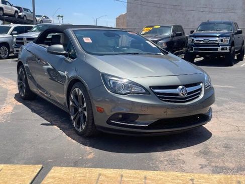 Used 2018 Buick Cascada Premium FWD image 1