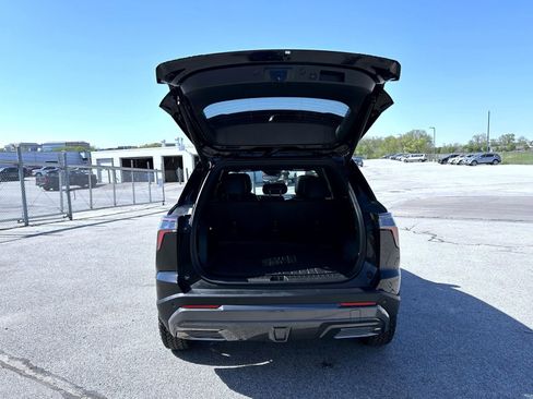 Certified 2025 Chevrolet Equinox ACTIV w/ Safety and Technology Package AWD/4WD image 21