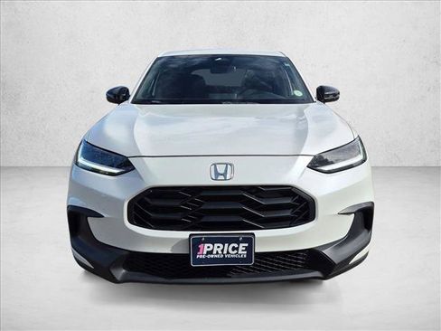 Used 2024 Honda HR-V Sport image 2