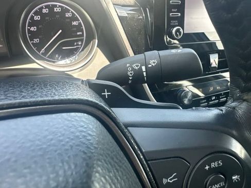 Used 2024 Toyota Camry SE FWD image 23