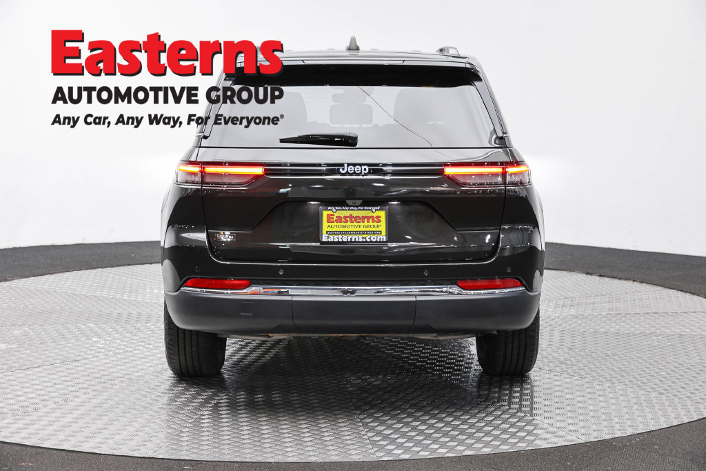 Used 2024 Jeep Grand Cherokee Limited 4xe AWD/4WD image 8