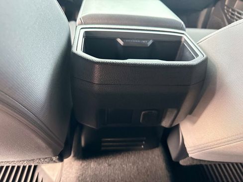 Used 2025 Toyota Tacoma TRD Off-Road image 15