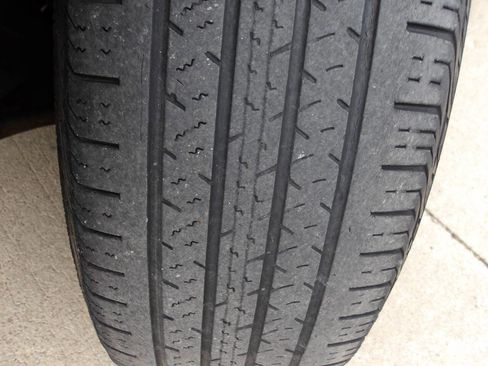 Used 2011 Kia Sorento LX image 27