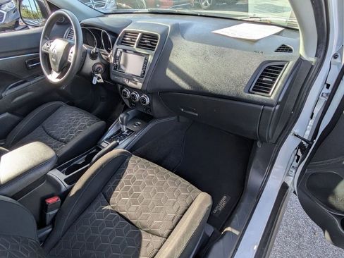 Used 2024 Mitsubishi Outlander Sport AWD image 29