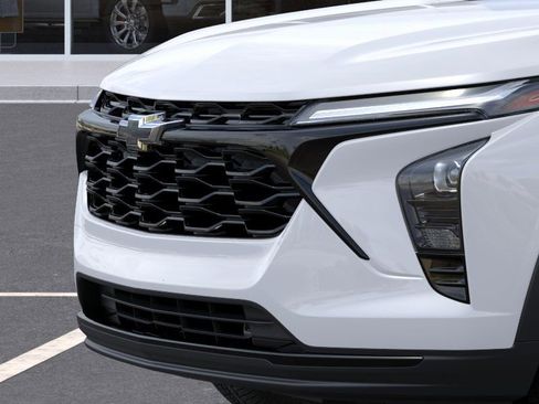 New 2026 Chevrolet Trax LT w/ Driver Confidence Package FWD image 13