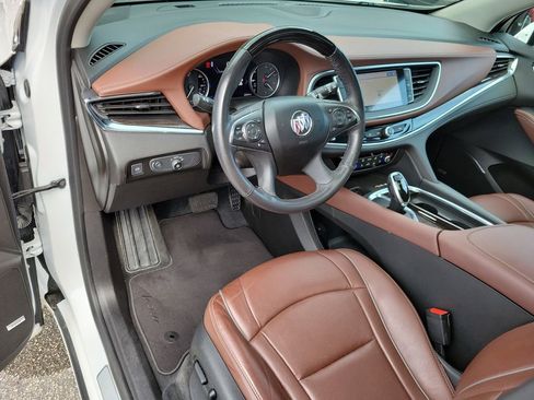 Used 2021 Buick Enclave Avenir w/ Avenir Technology Package FWD image 23