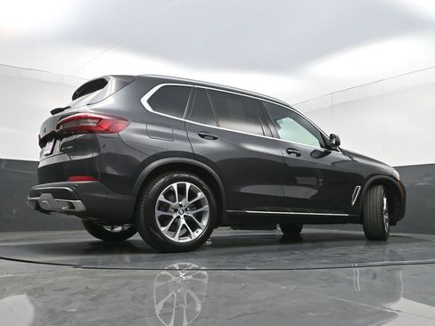 Used 2023 BMW X5 xDrive40i w/ Luxury Seating Package image 34