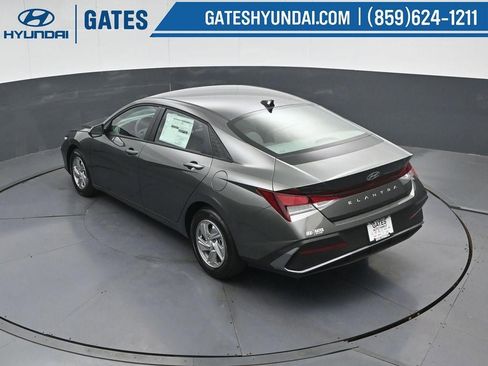 New 2026 Hyundai Elantra SE FWD image 49