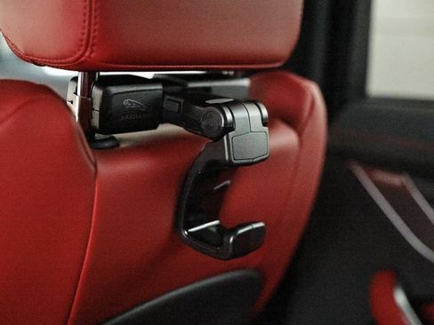 New 2026 Jaguar F-PACE R-Dynamic S image 32