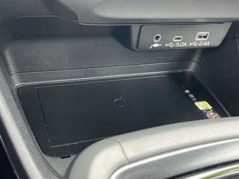 Used 2024 Subaru Crosstrek 2.5i Limited image 33