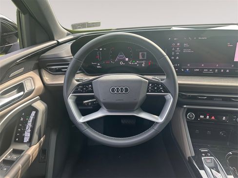 New 2025 Audi Q5 Premium Plus image 12
