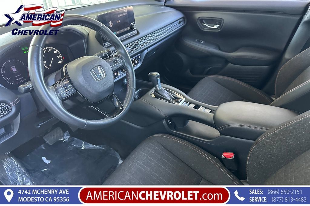 Used 2024 Honda HR-V Sport image 10