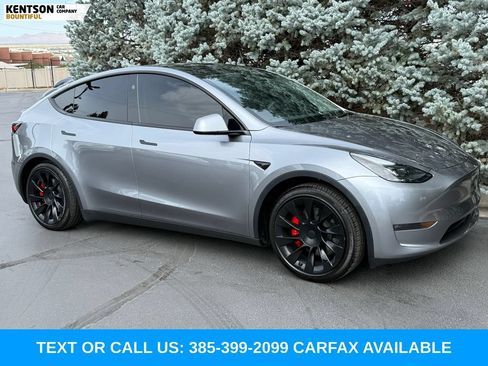 Used 2024 Tesla Model Y Performance AWD/4WD image 10