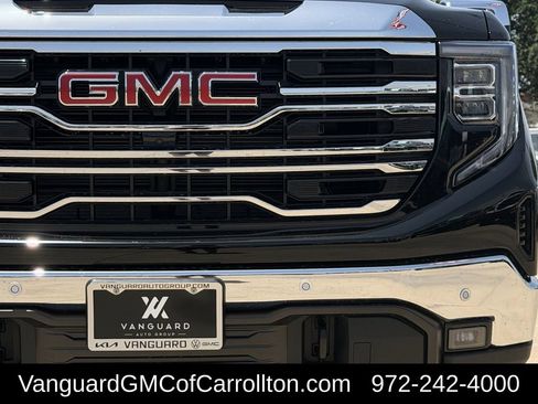 New 2026 GMC Sierra 1500 SLT AWD/4WD image 8