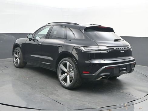 New 2026 Porsche Macan AWD/4WD image 3