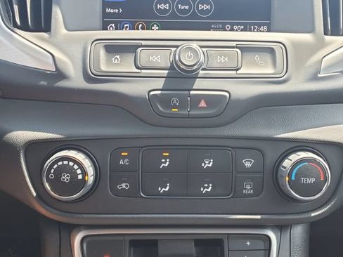 Used 2023 GMC Terrain SLE FWD image 29