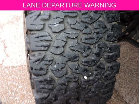 Used 2021 Chevrolet Silverado 1500 LT Trail Boss w/ Convenience Package II image 17