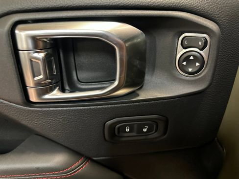 New 2026 Jeep Wrangler Unlimited Rubicon image 10