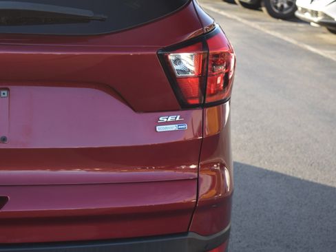 Certified 2019 Ford Escape SEL image 6