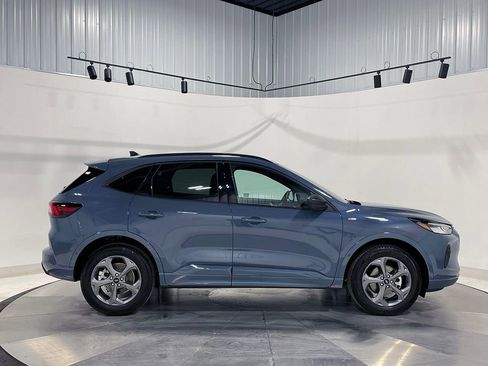 Used 2024 Ford Escape ST-Line w/ Tech Pack #1 image 10