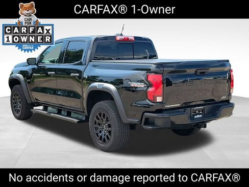 Used 2024 Chevrolet Colorado Trail Boss w/ Technology Package AWD/4WD image 4