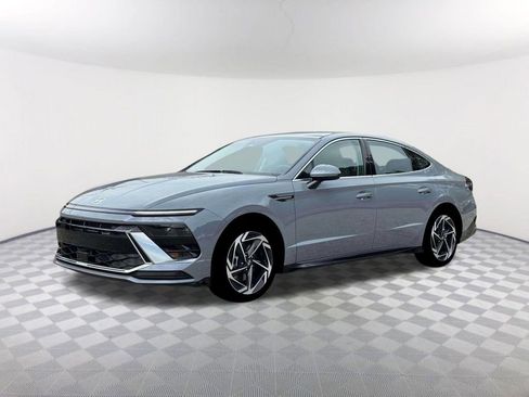 New 2026 Hyundai Sonata SEL image 2