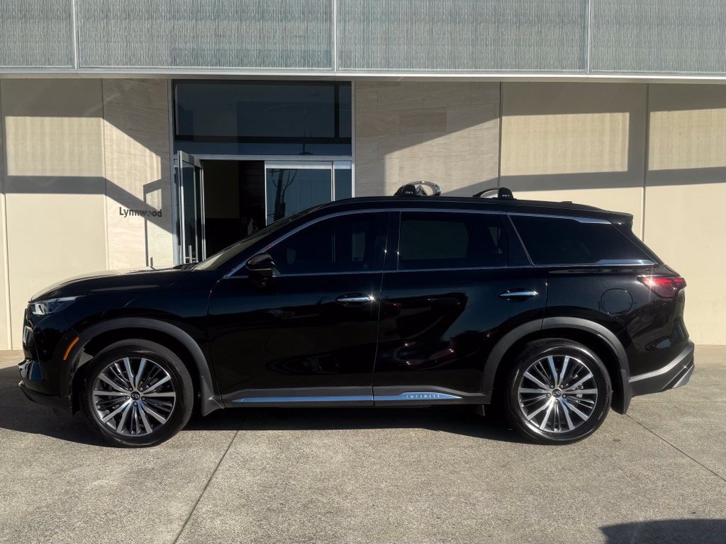 Certified 2023 INFINITI QX60 Autograph w/ Cargo Package AWD/4WD image 2