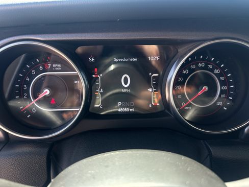 Used 2021 Jeep Gladiator Mojave AWD/4WD image 16