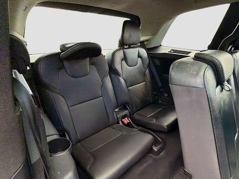 Used 2016 Volvo XC90 T8 Momentum w/ Vision Package AWD/4WD image 25