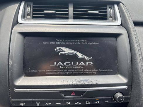 Used 2018 Jaguar E-PACE S AWD/4WD image 11
