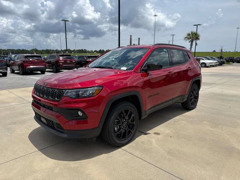 New 2026 Jeep Compass Latitude AWD/4WD image 3