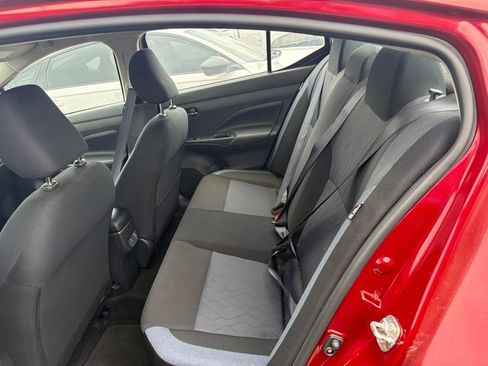 Used 2025 Nissan Versa SV FWD image 3