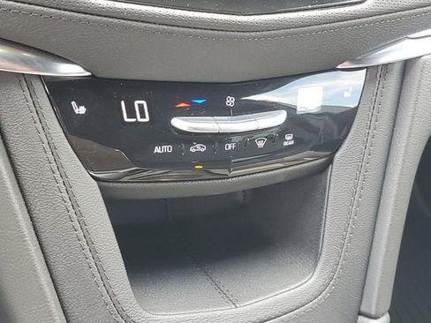 Certified 2023 Cadillac XT5 Luxury w/ LPO, Floor Liner Package FWD image 21