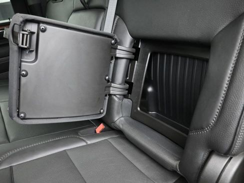 Used 2024 GMC Sierra 2500 Denali w/ Technology Package image 19