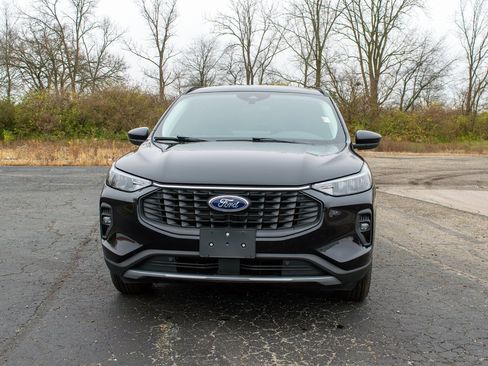 Used 2024 Ford Escape SE image 13