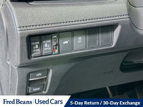 Used 2025 Honda Odyssey EX-L image 11