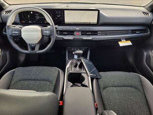 New 2025 Kia K4 GT-Line Turbo w/ GT-Line Sunroof Package FWD image 15