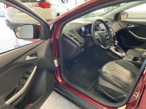 Used 2013 Ford Focus SE image 9