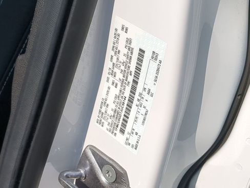 Used 2018 Ford Escape SE w/ SE Sync 3 Package image 37