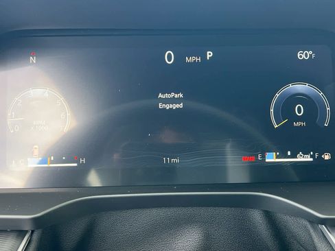 New 2025 Jeep Grand Cherokee L Altitude image 21