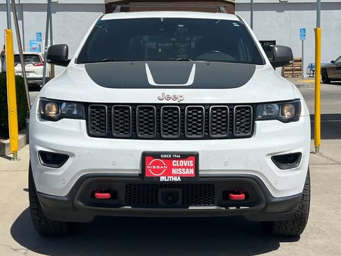 Used 2019 Jeep Grand Cherokee Trailhawk AWD/4WD image 11